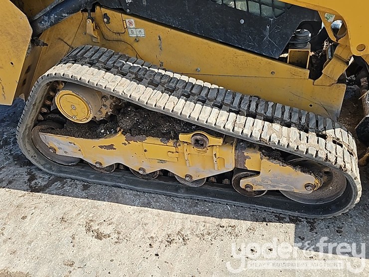 2023-caterpillar-259d3-image-10