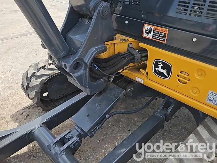 2023-deere-35g-image-21