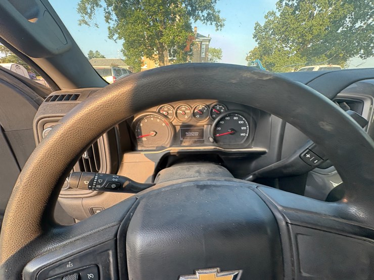 2020-chevrolet-silverado-1500-image-45