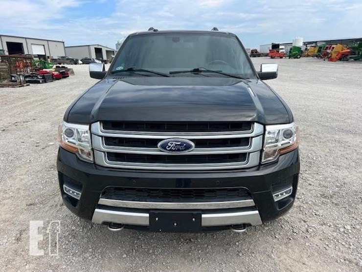 2015-ford-expedition-platinum-image-9
