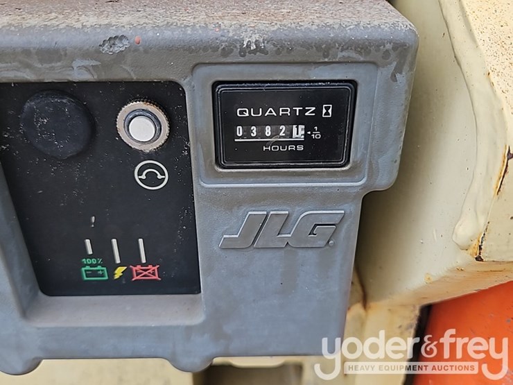 2015-jlg-2646es-image-15