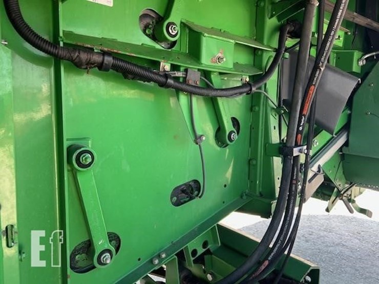 2014-john-deere-s670-image-36
