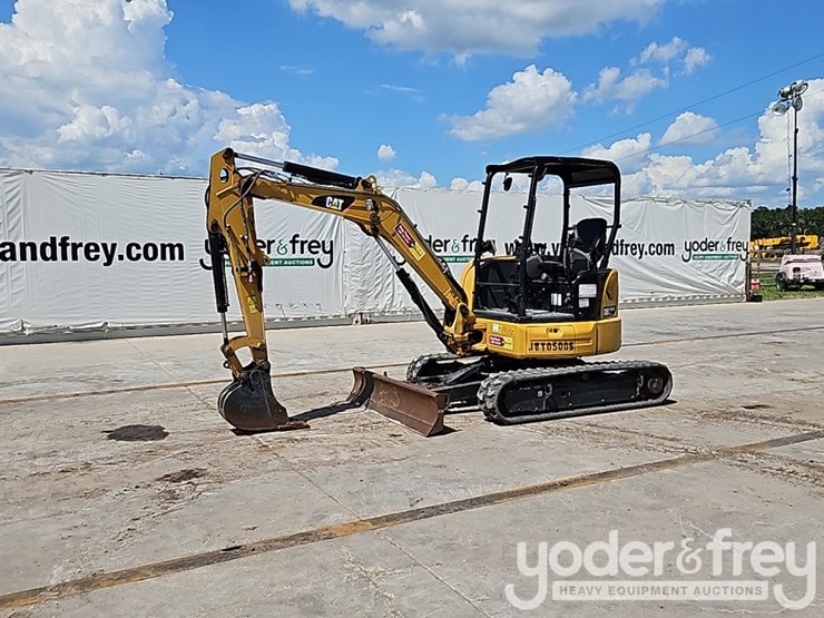 2019-caterpillar-303-image-2