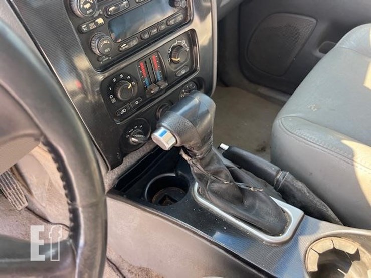 2006-gmc-envoy-image-27
