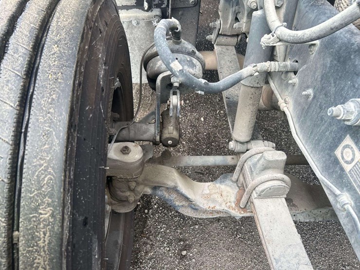 2012-peterbilt-382-image-14