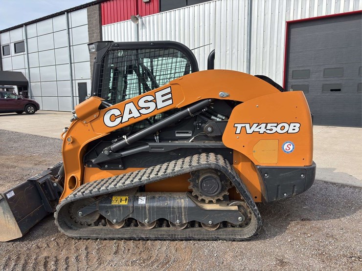 2023-case-tv450b-image-17
