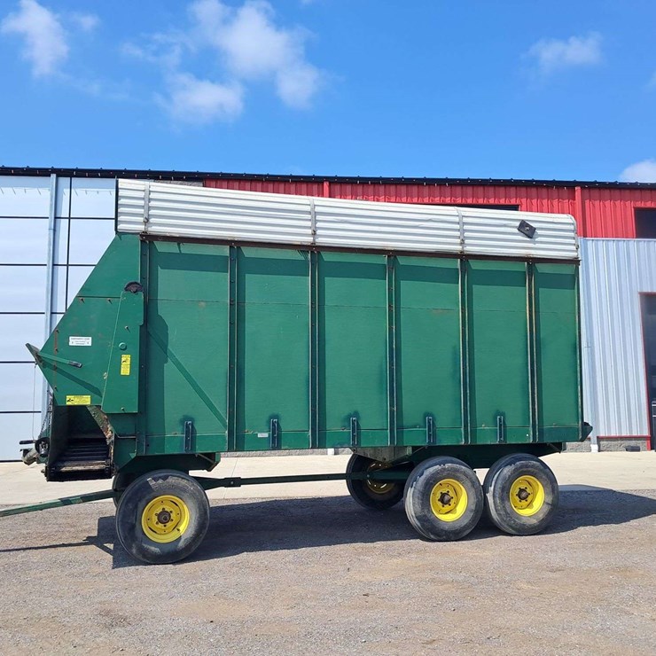 Badger Forage Wagon