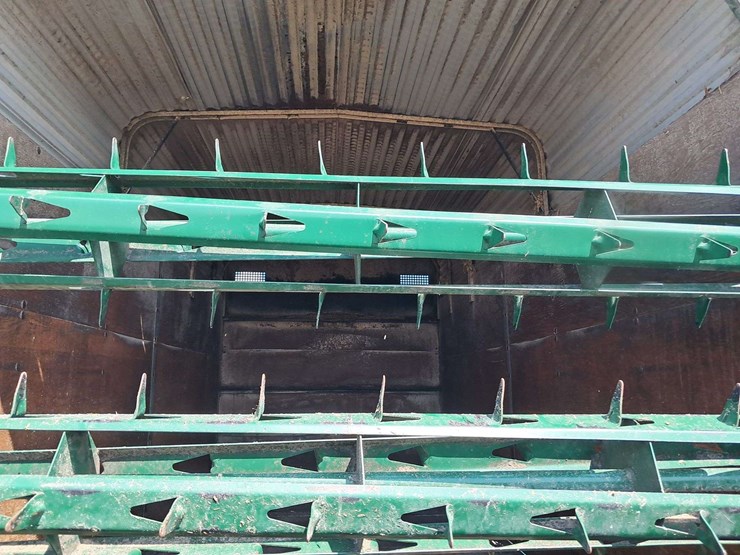 badger-forage-wagon-image-13