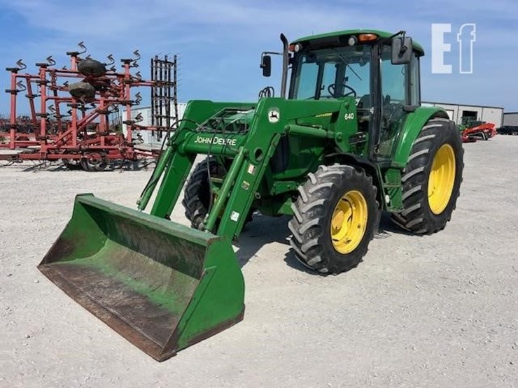 john-deere-6415-image-1