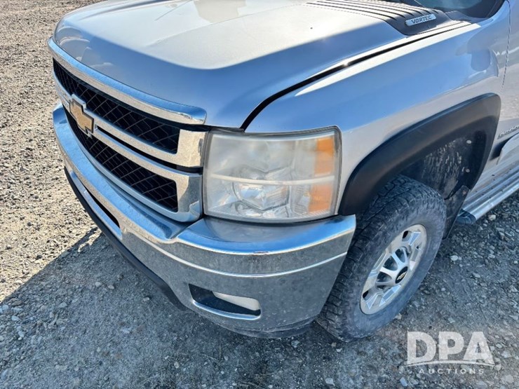 2011-chevrolet-silverado-2500hd-lt-image-17