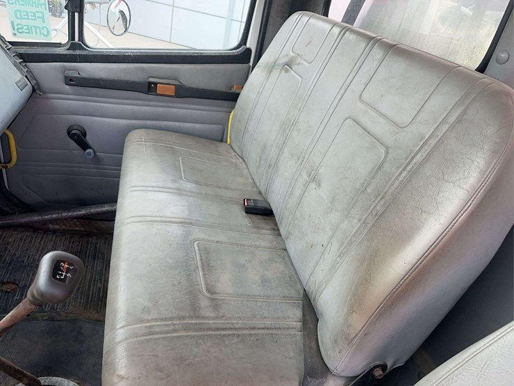 freightliner-fl70-image-39