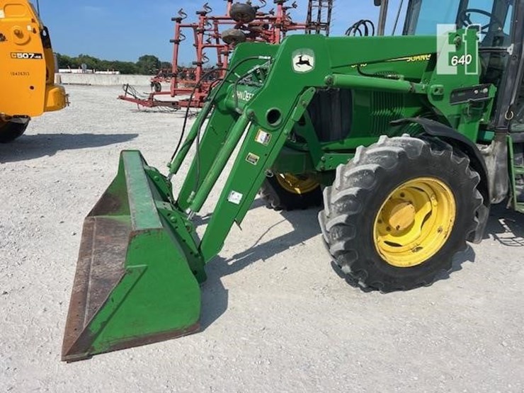 john-deere-6415-image-15