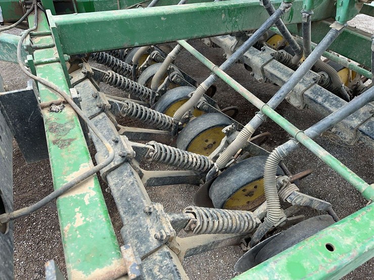 john-deere-750-image-19