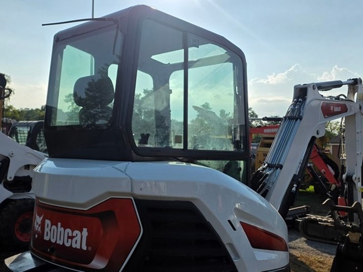 2024-bobcat-e35-image-24