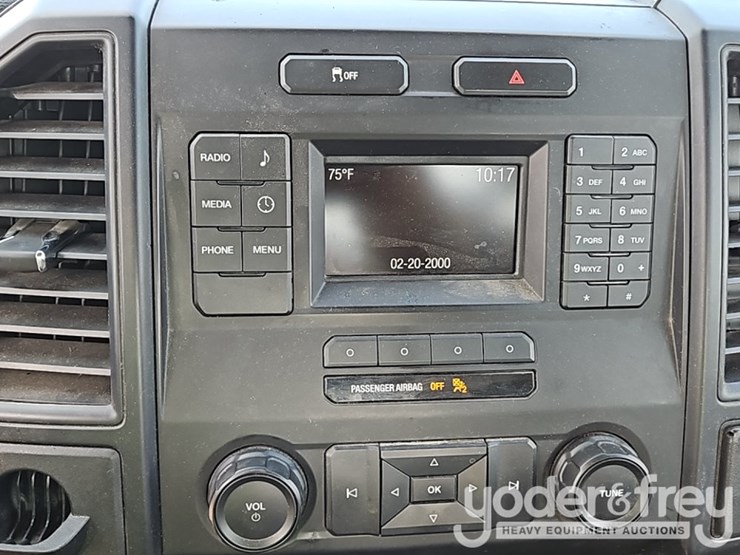 2016-ford-f150-image-25