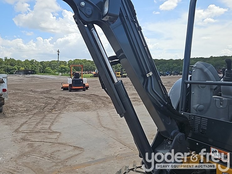 2023-deere-35g-image-20