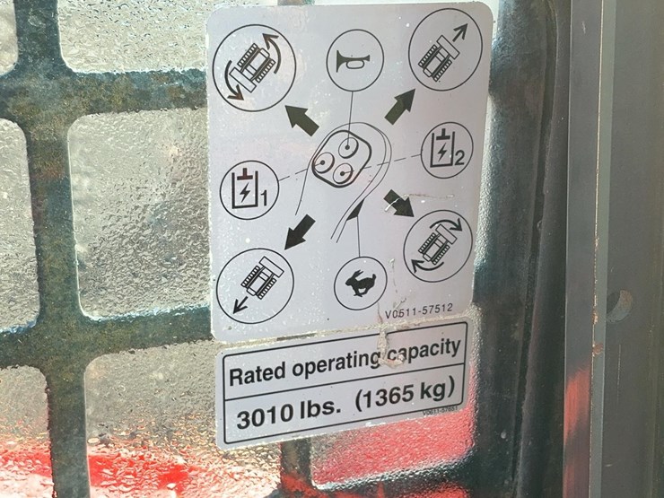 2015-kubota-svl90-2-image-58
