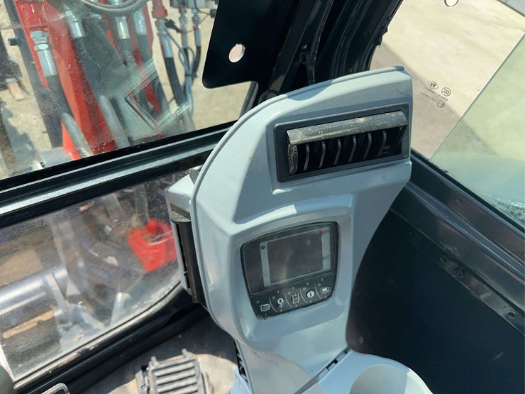 kubota-kx057-4-image-43