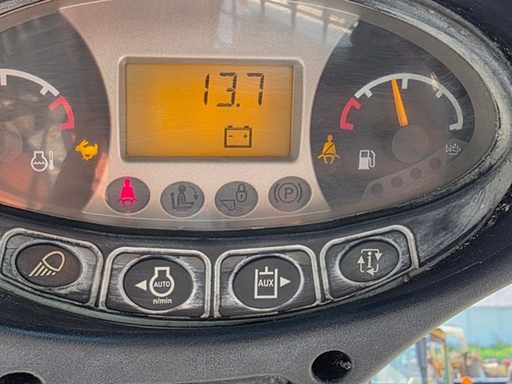 2019-bobcat-s595-image-56