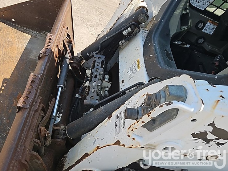 2016-bobcat-t650-image-16
