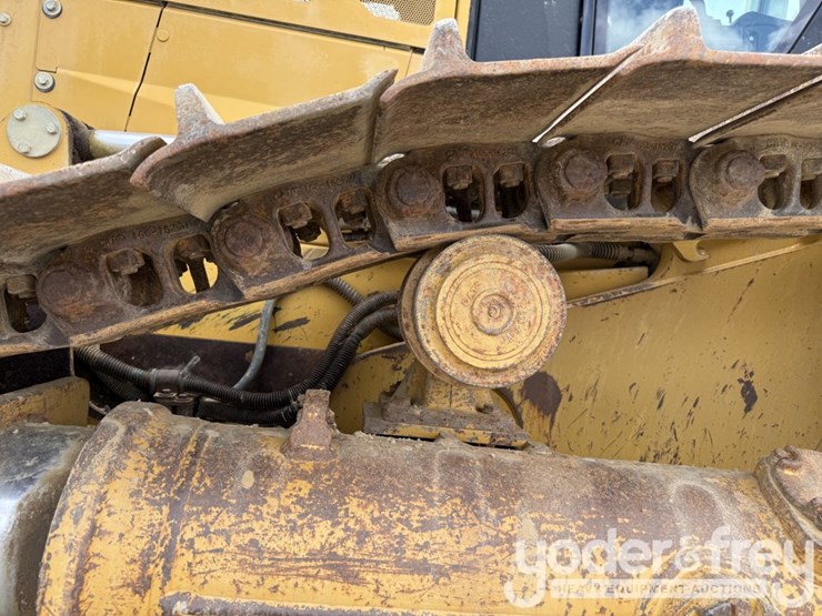 2012-caterpillar-d6n-xl-image-16