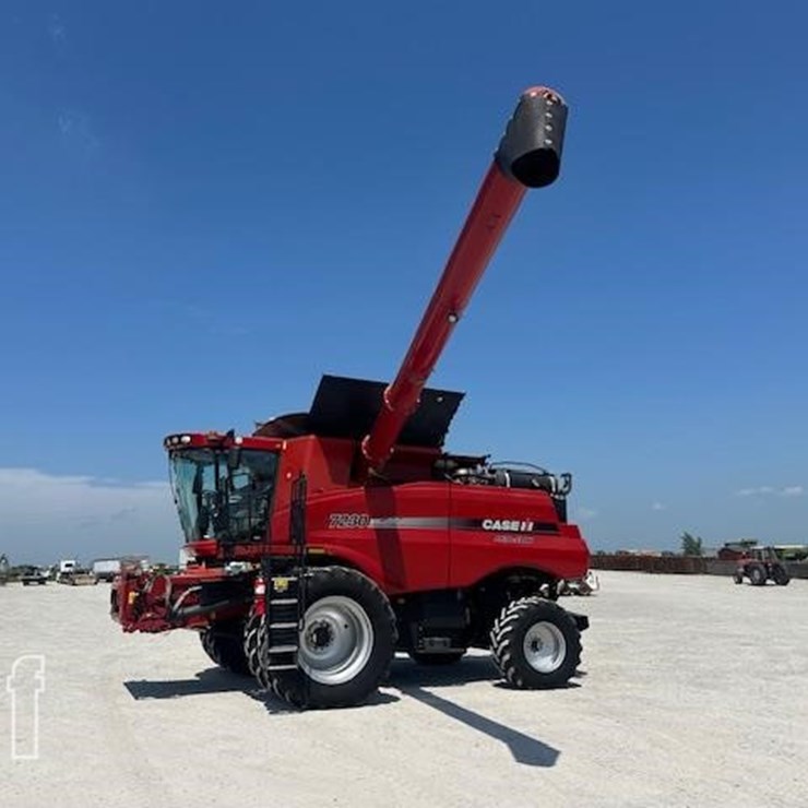 2012 CASE IH 7230