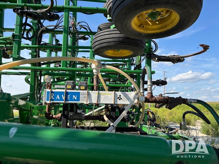 john-deere-2410-image-12