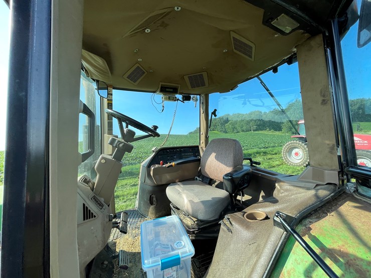 john-deere-8400-image-14