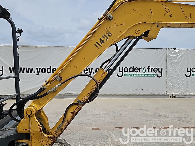 2017-kobelco-sk45sr-image-15
