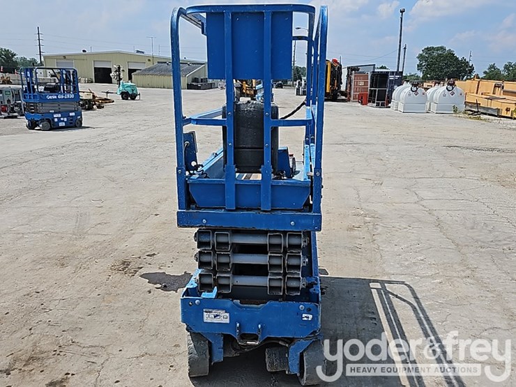 2016-genie-gs1930-image-7