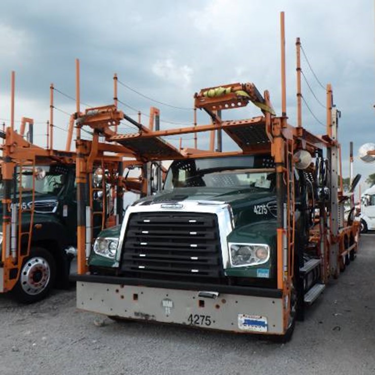 2020 FREIGHTLINER 114SD