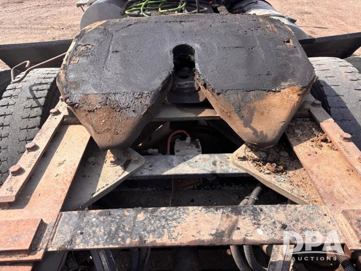 2003-kenworth-t800-image-38