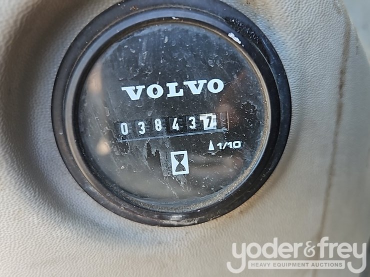 2019-volvo-ecr145el-image-44