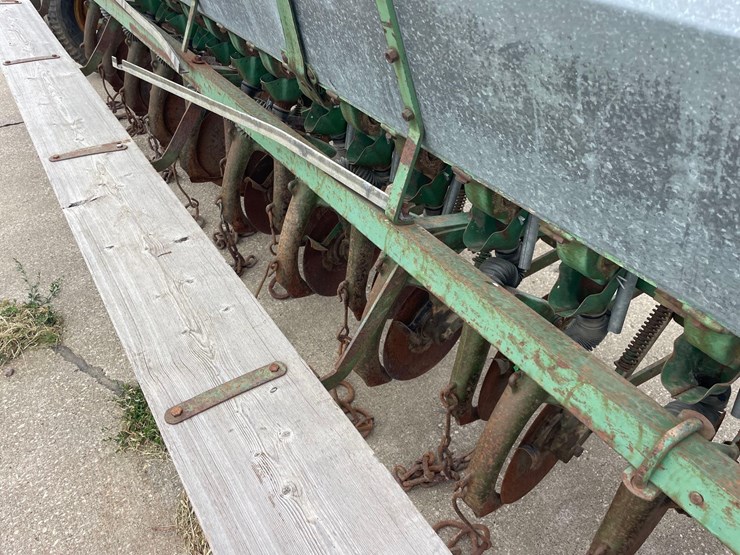 john-deere-b-image-17