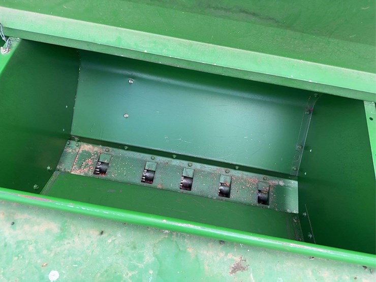 john-deere-750-image-26