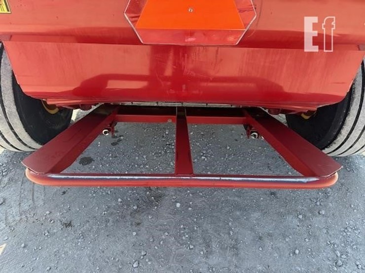 new-holland-roll-belt-560-image-20
