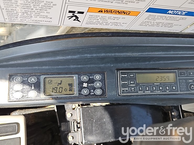 2017-kobelco-sk210-lc-10-image-41