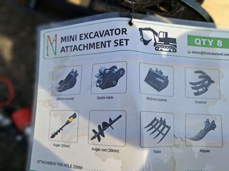 (8)-assorted-excavator-attachments-image-4