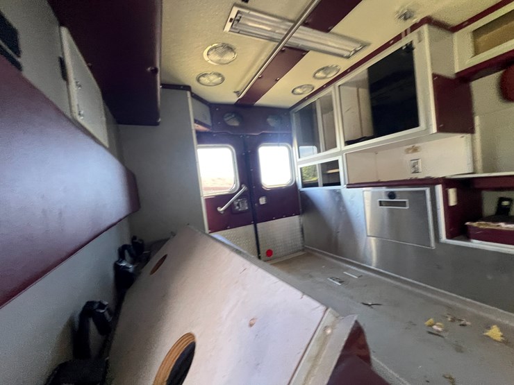 ford-e450-image-19