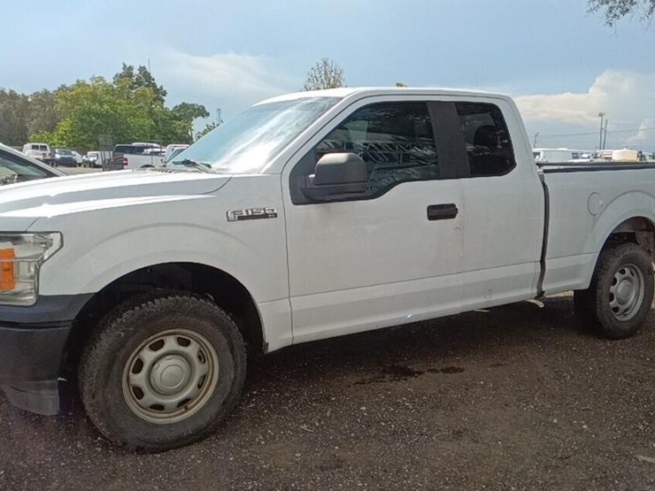 2018-ford-f150-lariat-image-2