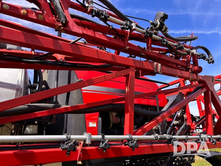 2019-case-ih-patriot-4440-image-87