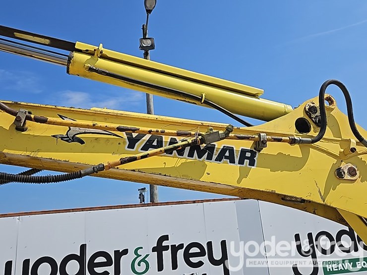 yanmar-vio55-image-11