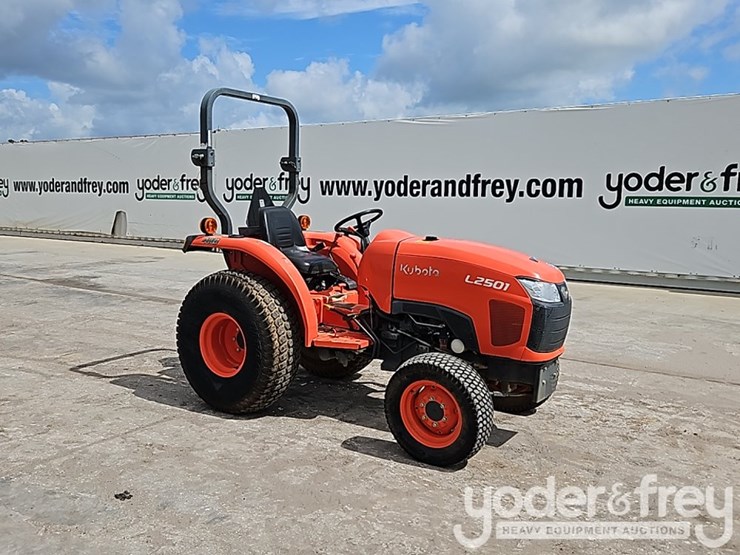 2020-kubota-l2501d-image-7