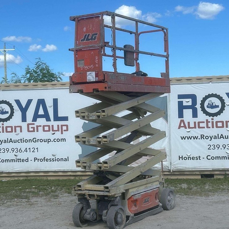 2018 JLG 2632ES