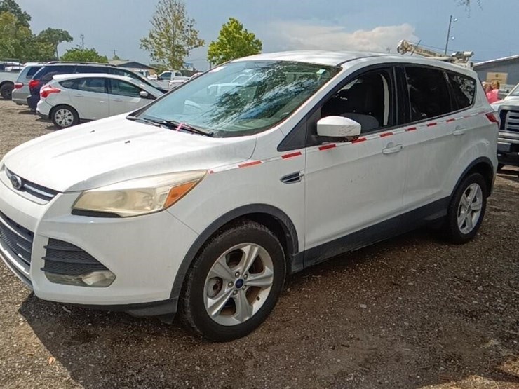 2014-ford-escape-se-image-1