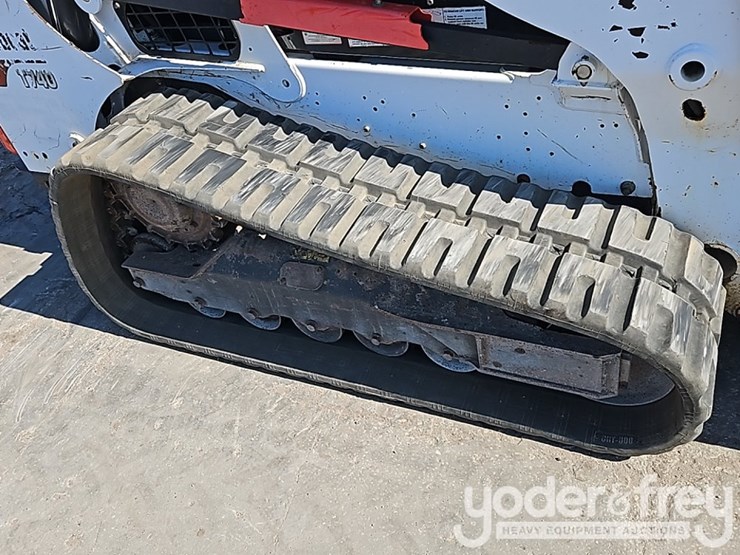 2019-bobcat-t740-image-10