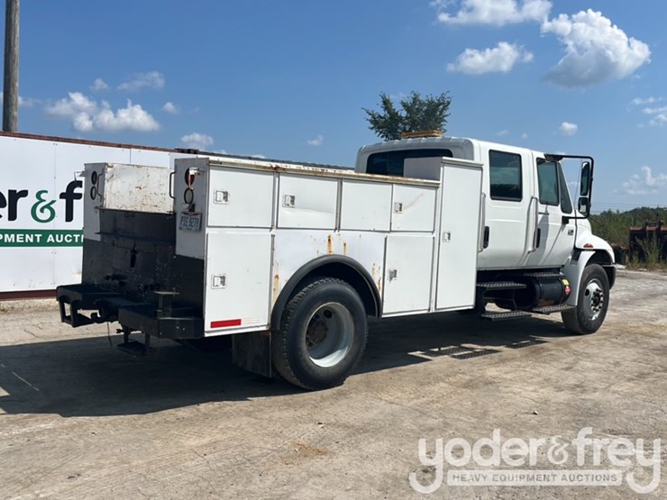 2003-international-durastar-4300-image-5