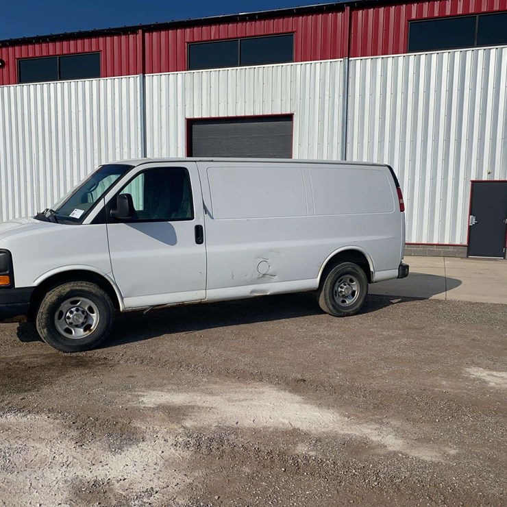 2011 CARGO EXPRESS