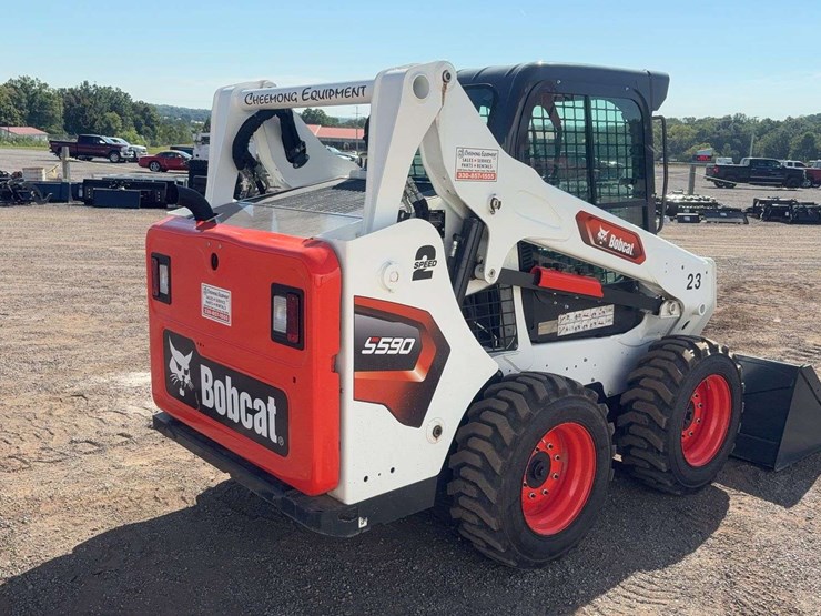 2024-bobcat-s590-image-3