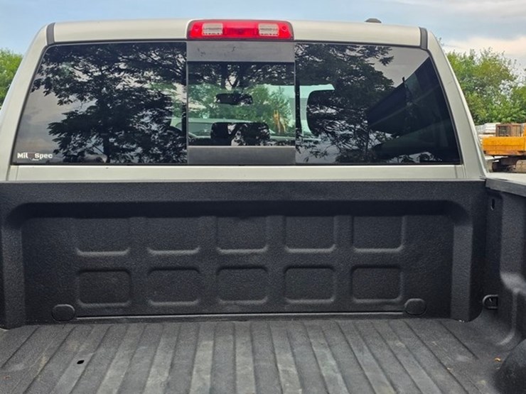 2011-dodge-2500-image-20